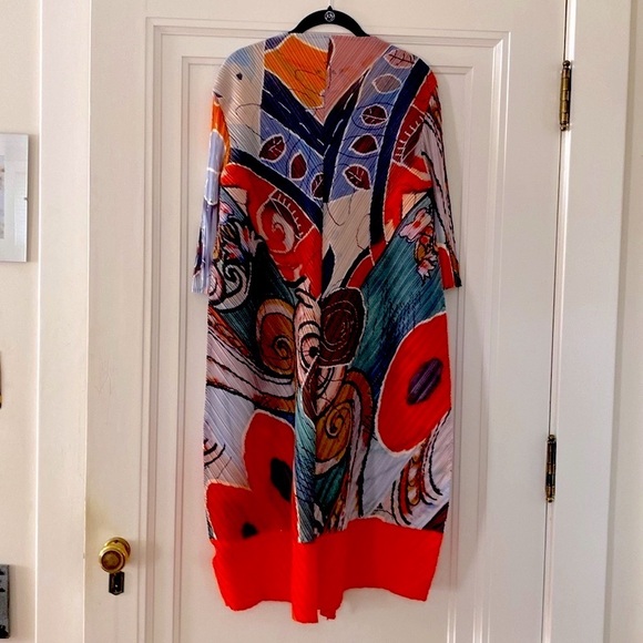 Vante Couture colorful pleated long duster - Picture 6 of 6